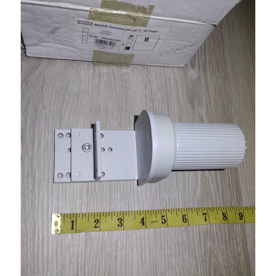 Novus Universal Desk Clamp - Thumbnail 3