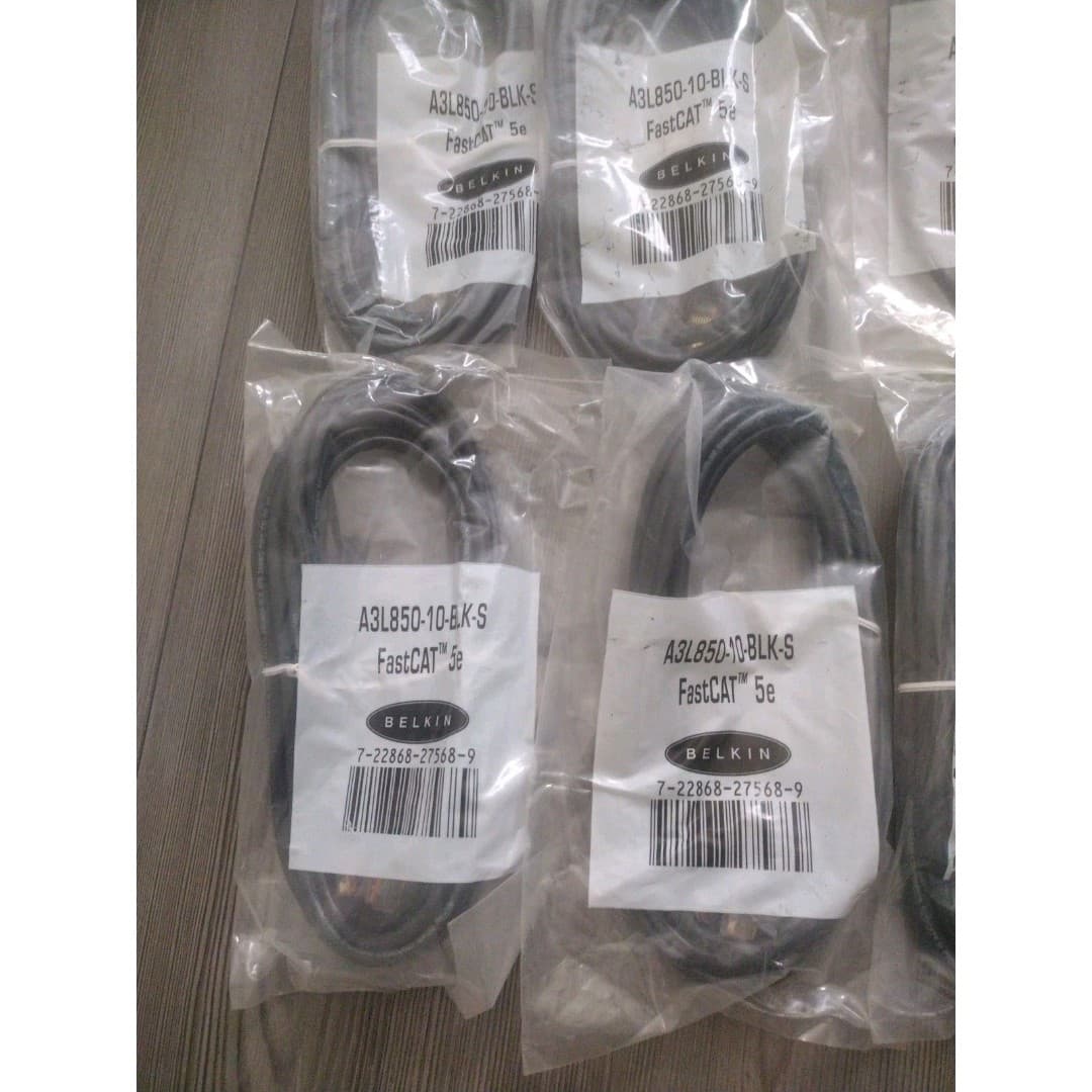 6 NEW -Belkin A3L850-10-BLK-S Snagless FastCat 5e Patch Cable -10ft (NOS) - Thumbnail 2
