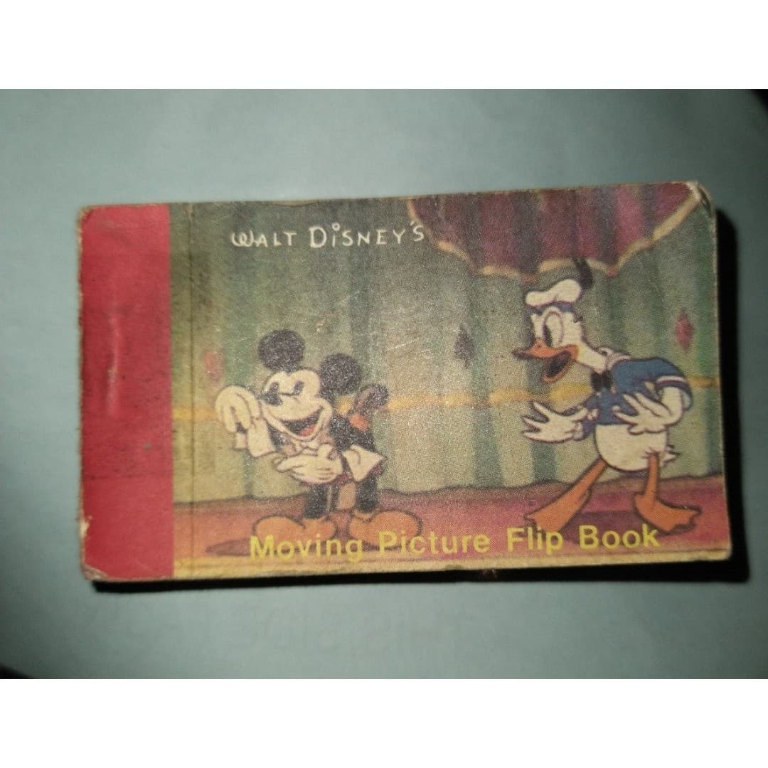 Vintage 1970's Walt Disney Moving Picture Flip Book(2 stories,) - Image 1