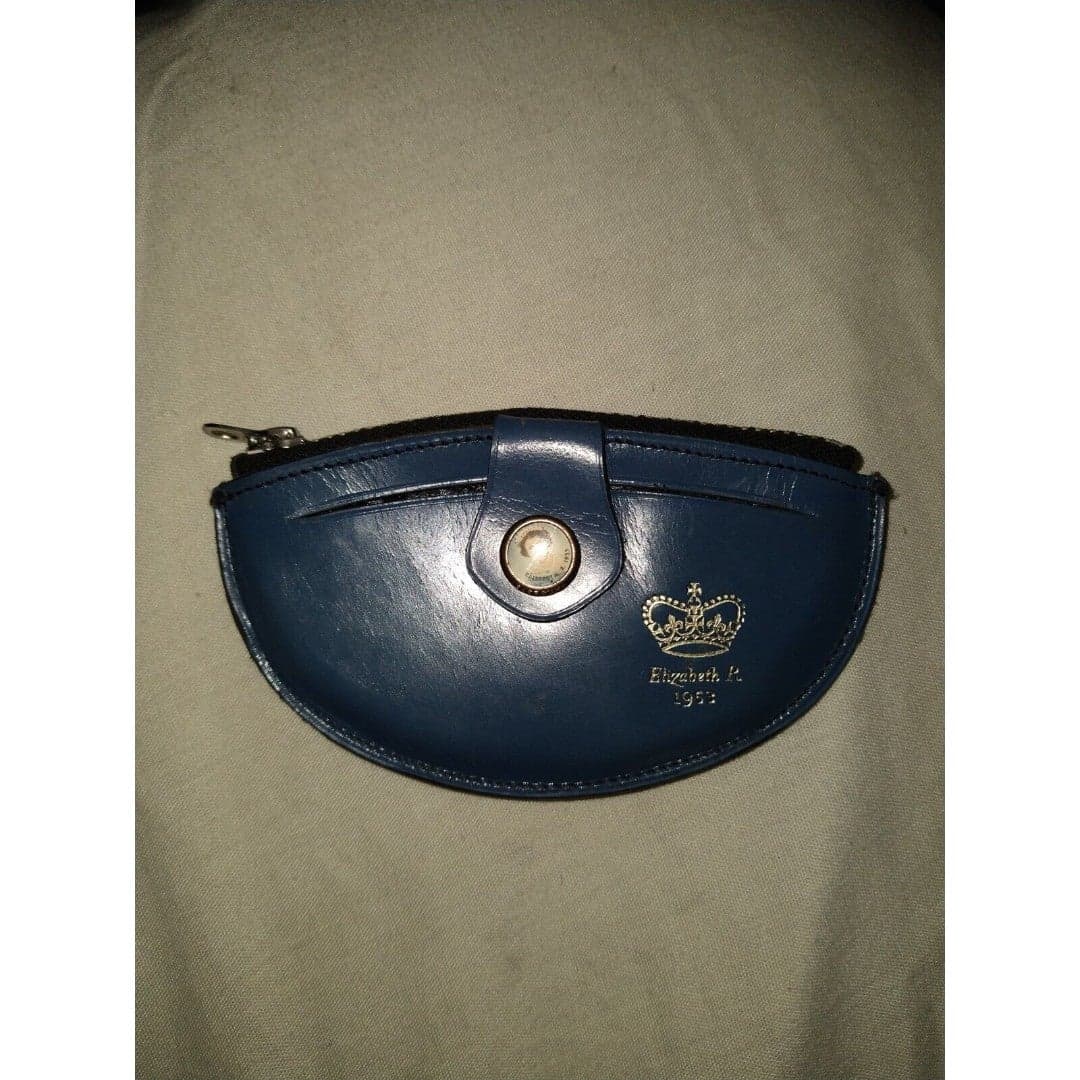 RARE VINTAGE - Elizabeth R 1953 - Coin Purse - EXCELLENT CONDITION!! - Image 1