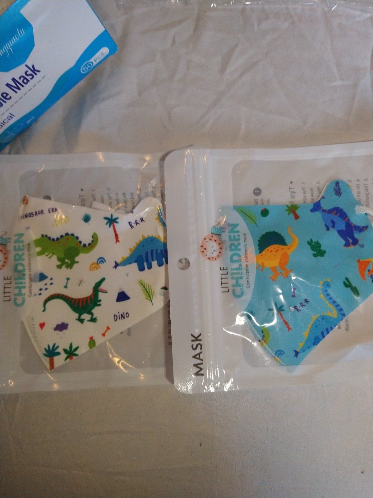 Children's Facemask Bundle w/4 Storage pouches - Thumbnail 5