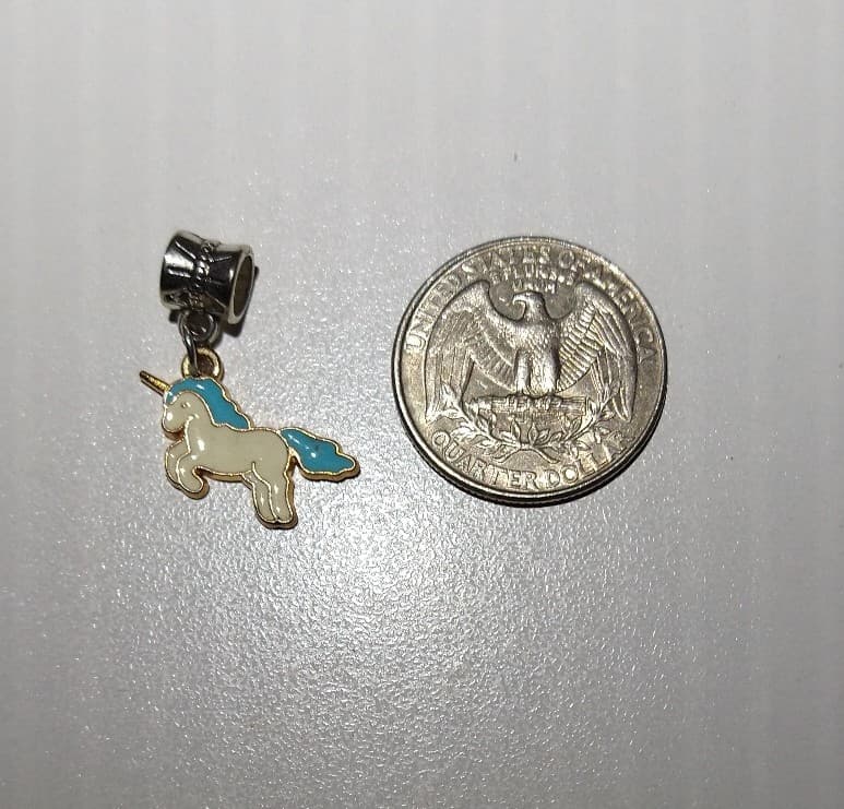 Dangle Charm - diy jewelry dangle for necklaces or bracelets. SUPER CUTE! - Thumbnail 2