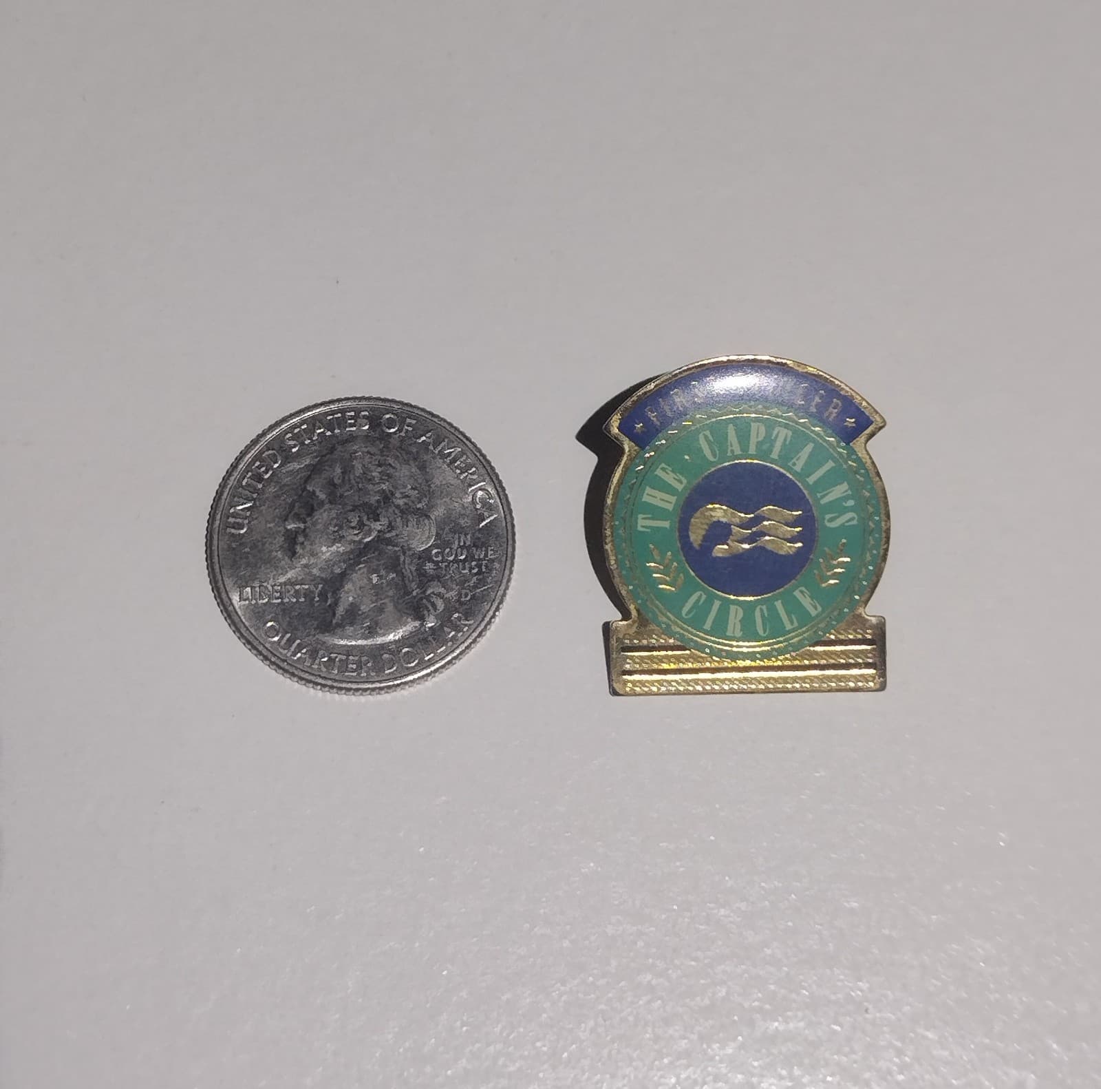 Vintage Pin - The Captain's Circle - First Officer - Thumbnail 5