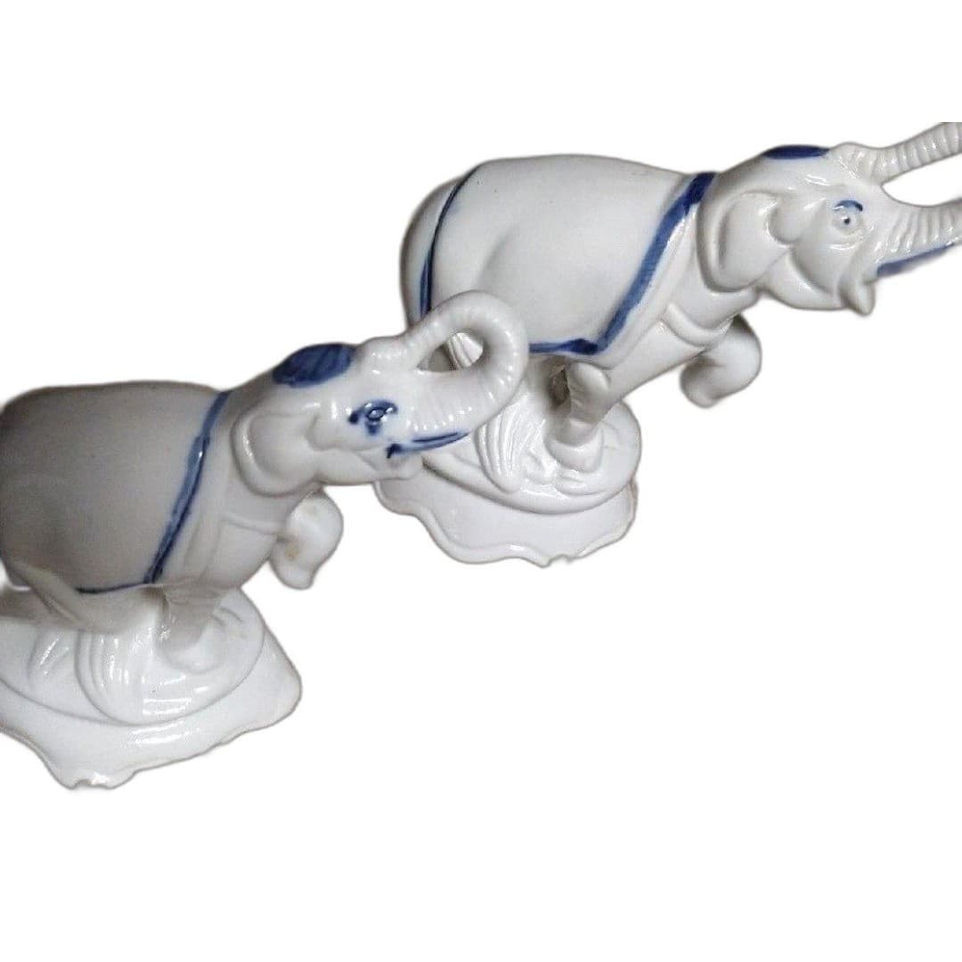 Vintage Elephant set - Image 1