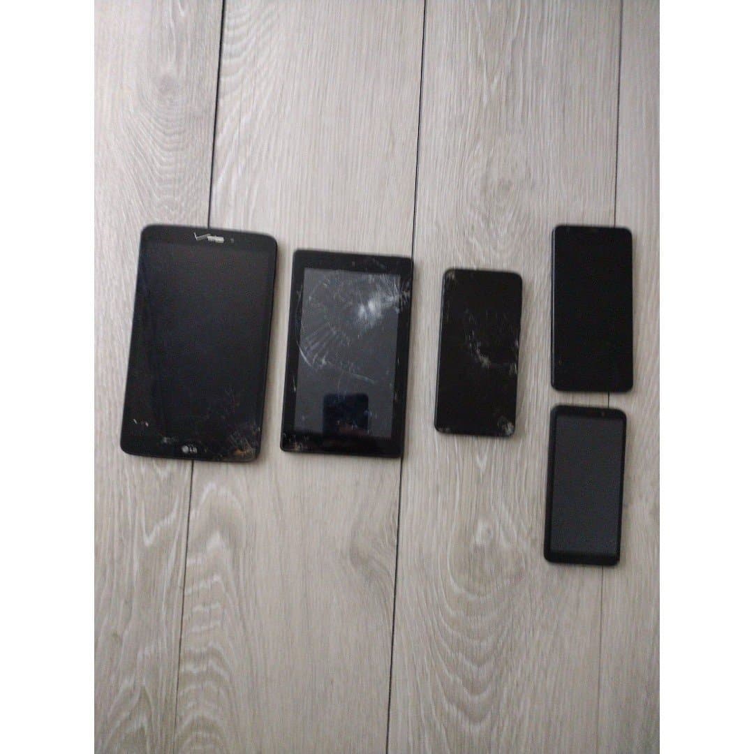 Phone/Tablet Bundle-For Parts or Repair - Thumbnail 2