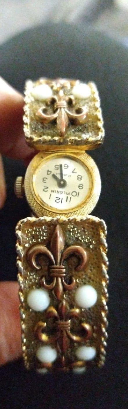 RARE-VINTAGE Pilgrim Women's 17 Jewel Cuff watch