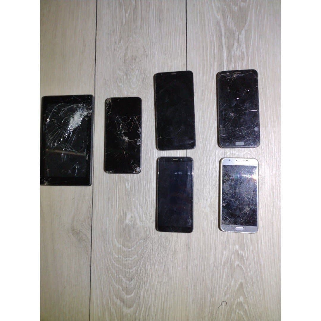 Phone/Tablet Bundle-For Parts or Repair - Thumbnail 3