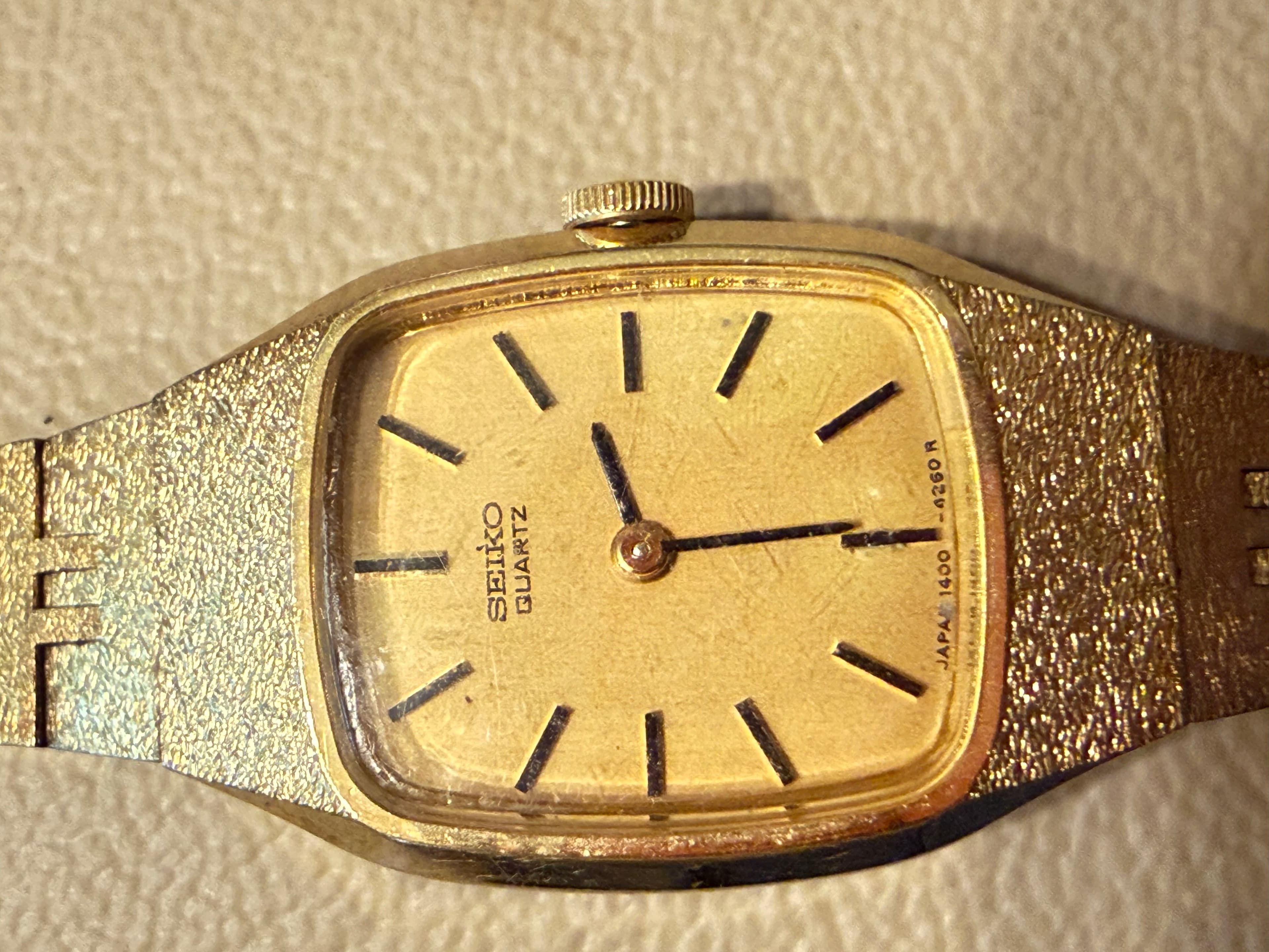 Vintage Seiko Quartz Womens Gold Tone Watch Textured Bracelet 1400-7399 Japan - Thumbnail 2