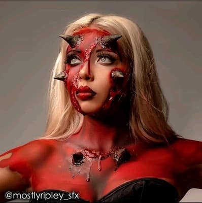 Mehron Paradise AQ Pro Face & Body Paint 1.4oz Red Water Activated Makeup - Thumbnail 3