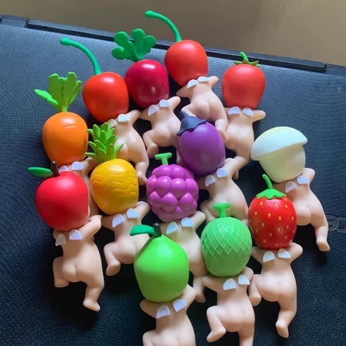 Fanmade Mini Angel Collectible Charm Set – Cute Phone Accessory – Grape - Thumbnail 14