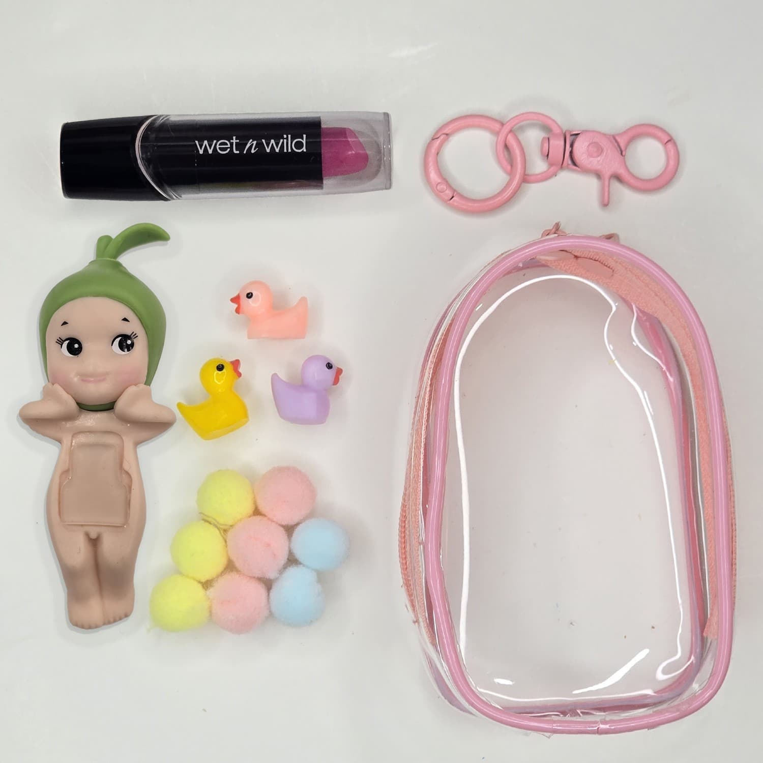 Fanmade Mini Angel Collectible Charm Set – Cute Phone Accessory – Green Apple