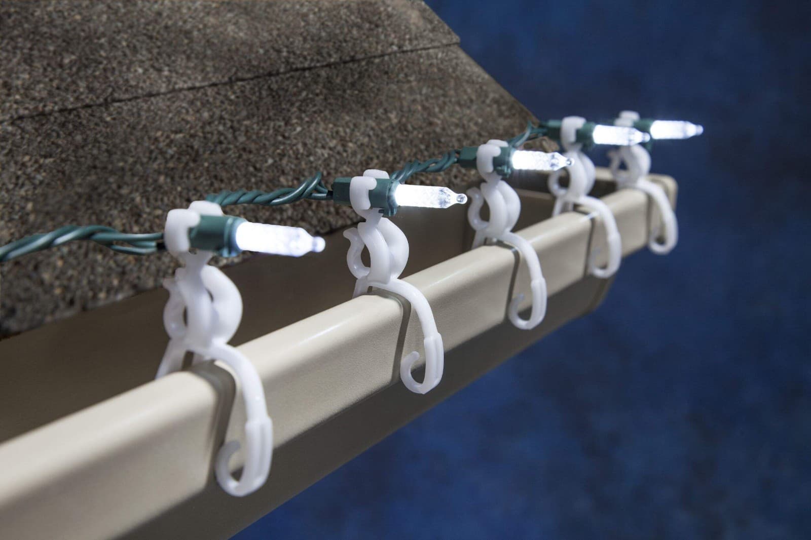 Universal Light Clips – Heavy Duty Roof/Gutter Mount – C7 C9 Rope Mini - 100ct - Thumbnail 5