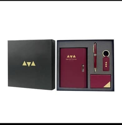 Premium Business Agenda Notebook Gift Set + Card Holder + Keychain + Pen - NEW! - Thumbnail 2