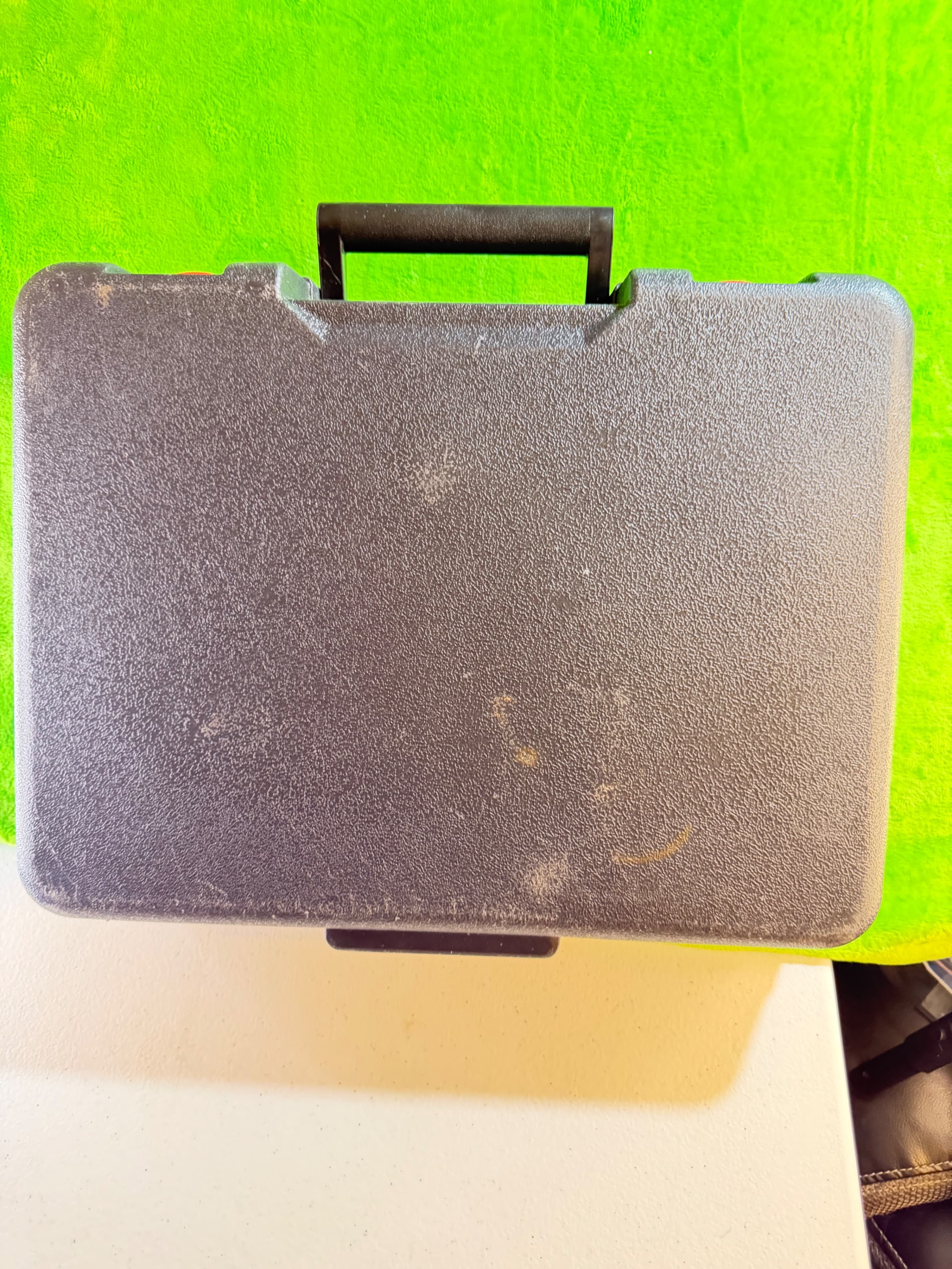 Skil 2860 18V Cordless Drill Driver with Drill Bit Accessory Set in Hard Case - Thumbnail 3