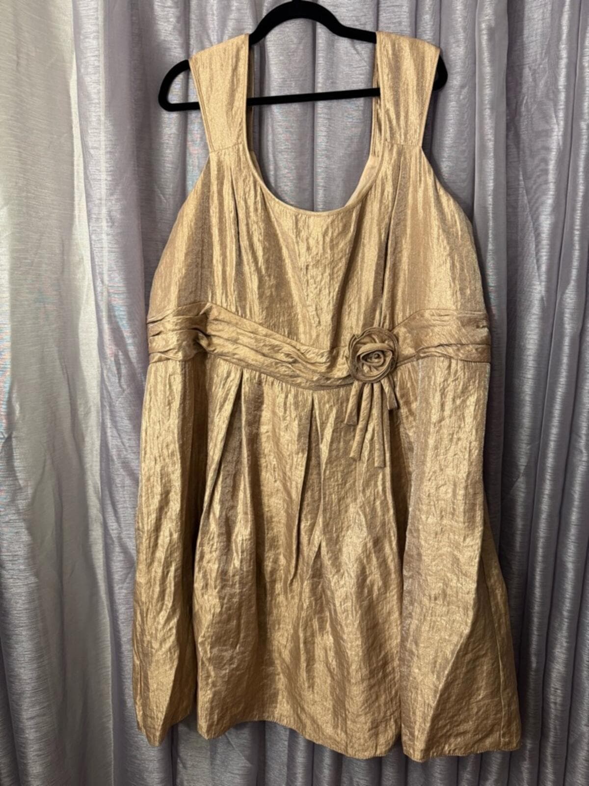 Women's Gold Textured Midi Dress with Rosette Waist - Thumbnail 2