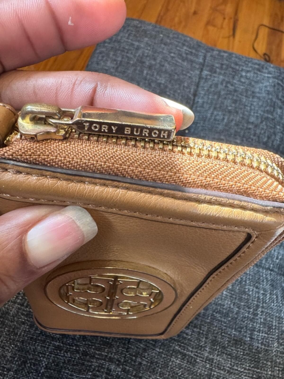 Tory Burch Amanda Continental zip-around wallet - Thumbnail 4