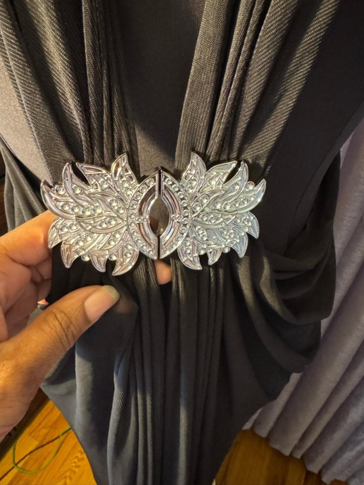 Black Draped Halter Accessory with Decorative Brooches - Thumbnail 2