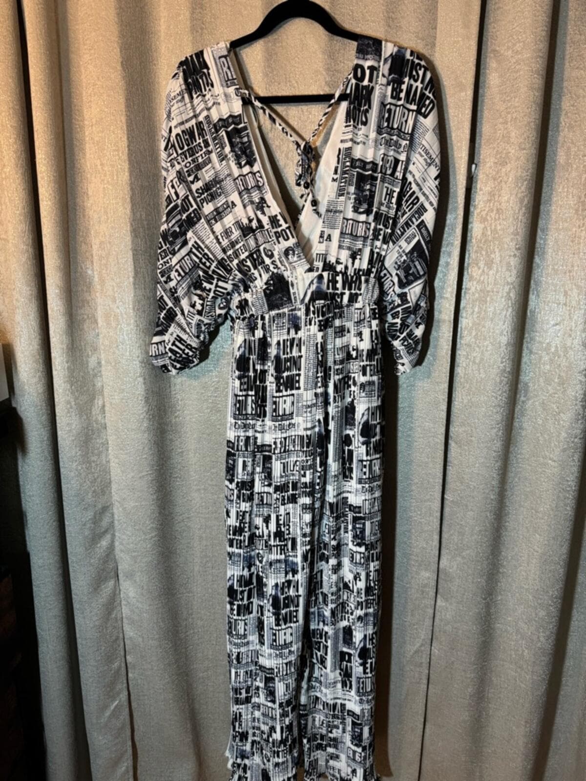 L'ATISTE Black & White Newspaper-Print Wide-Leg Jumpsuit - Thumbnail 7