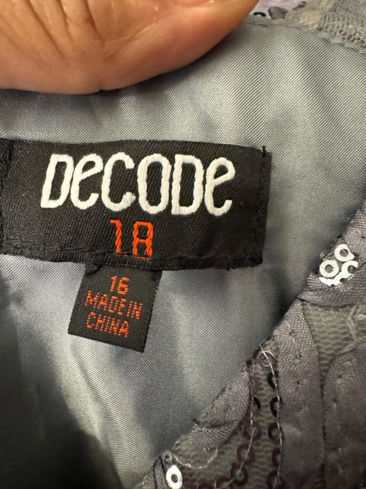 Sleeveless Silver Sequin V-Neck Mini Dress - Thumbnail 5