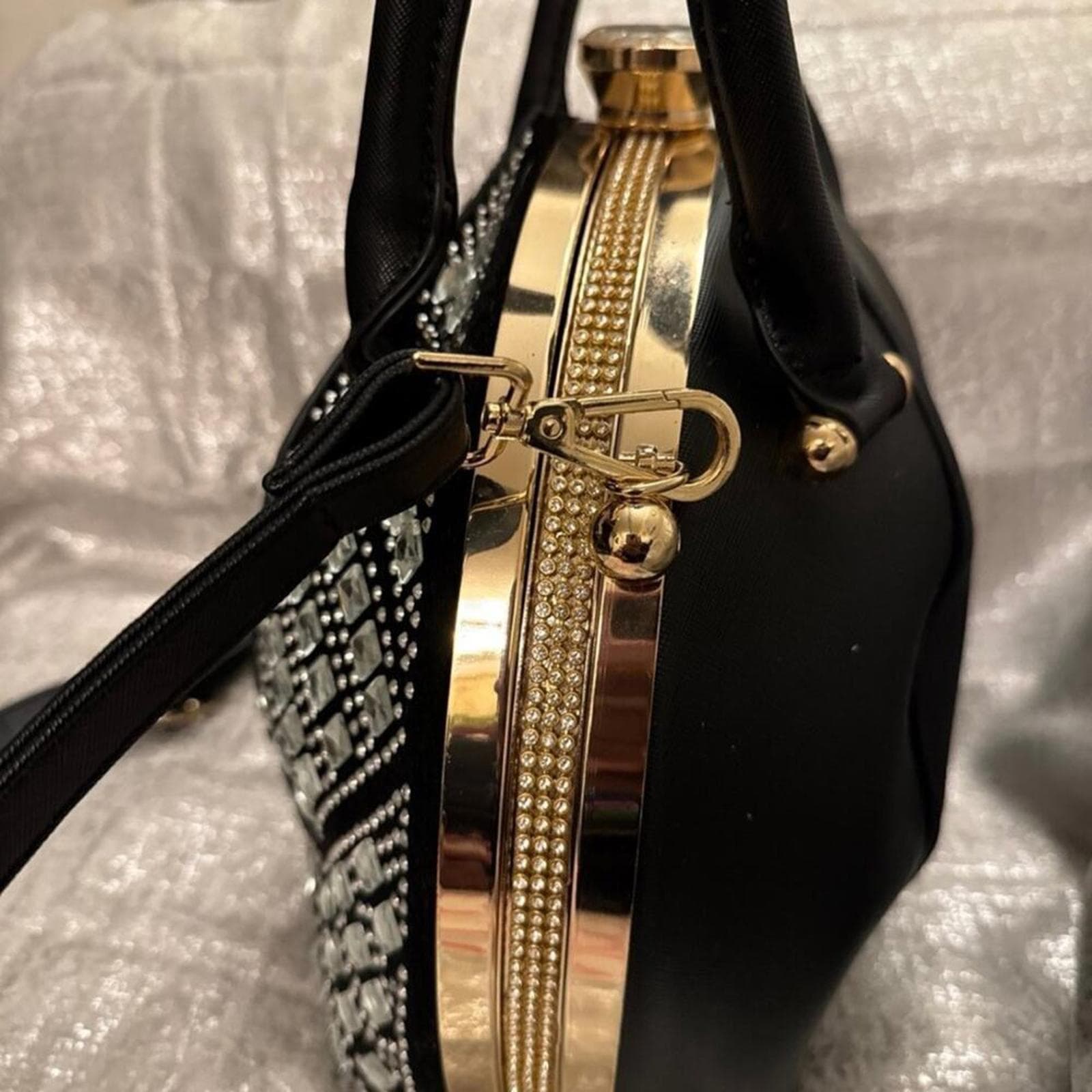 DOME SHAPED RHINESTONE SATCHEL - Thumbnail 2