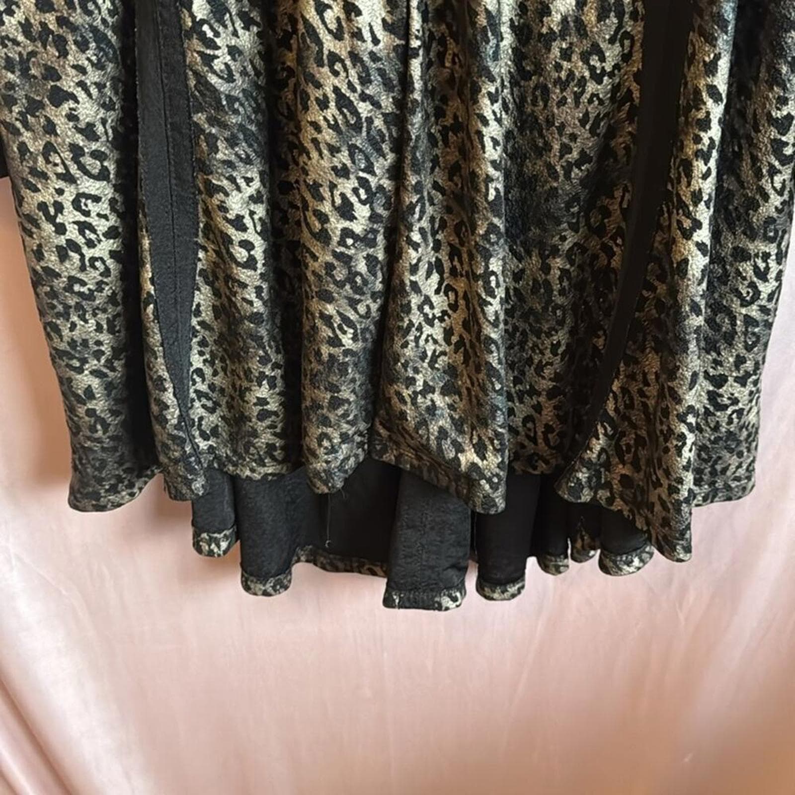 Plus size womens animal print jacket - Thumbnail 4