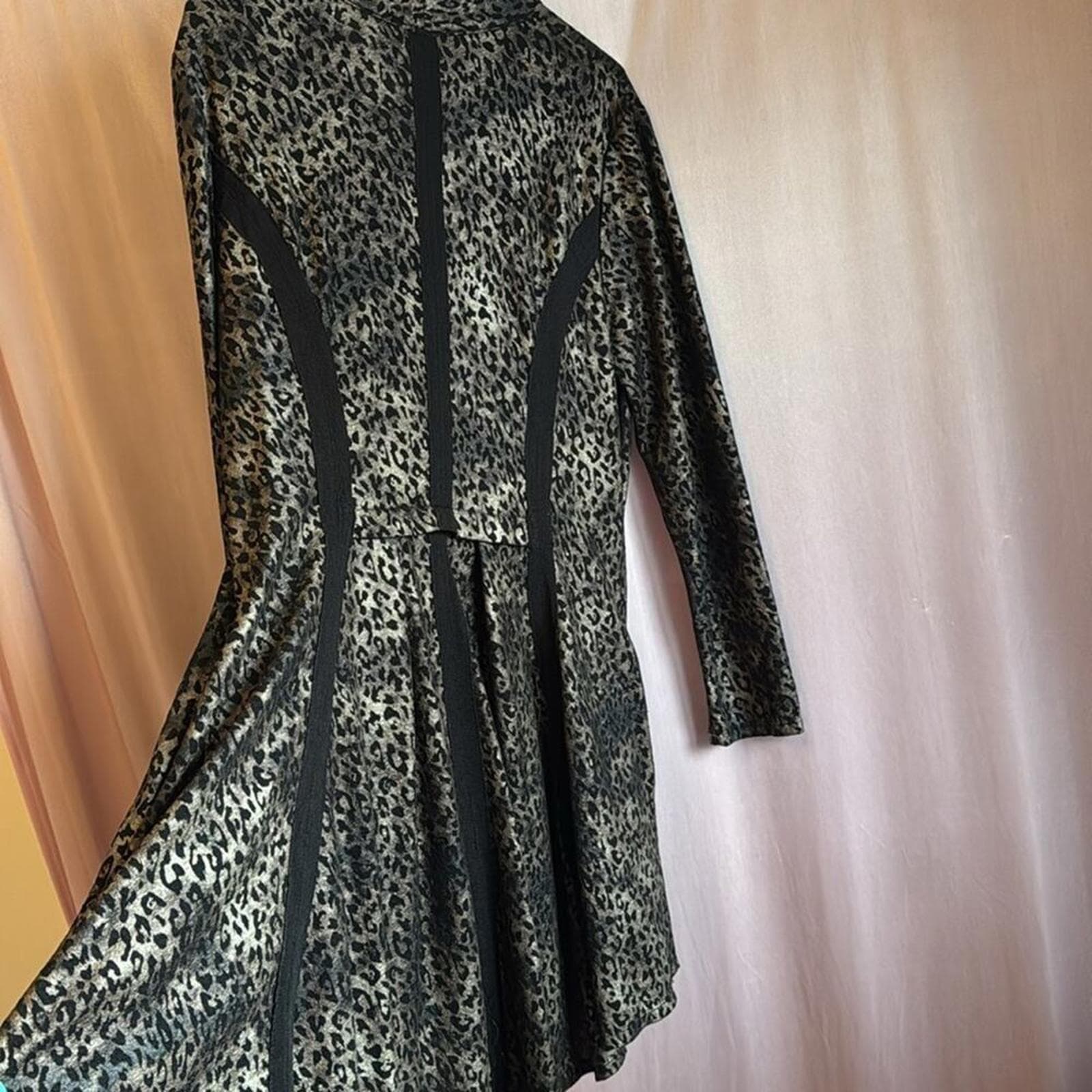 Plus size womens animal print jacket - Thumbnail 5