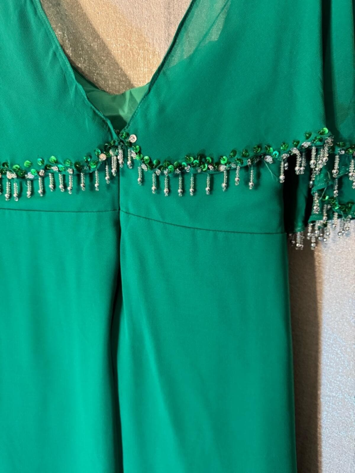 Embellished Sleeve Ruched Midi Dress in Emerald Green - Thumbnail 8