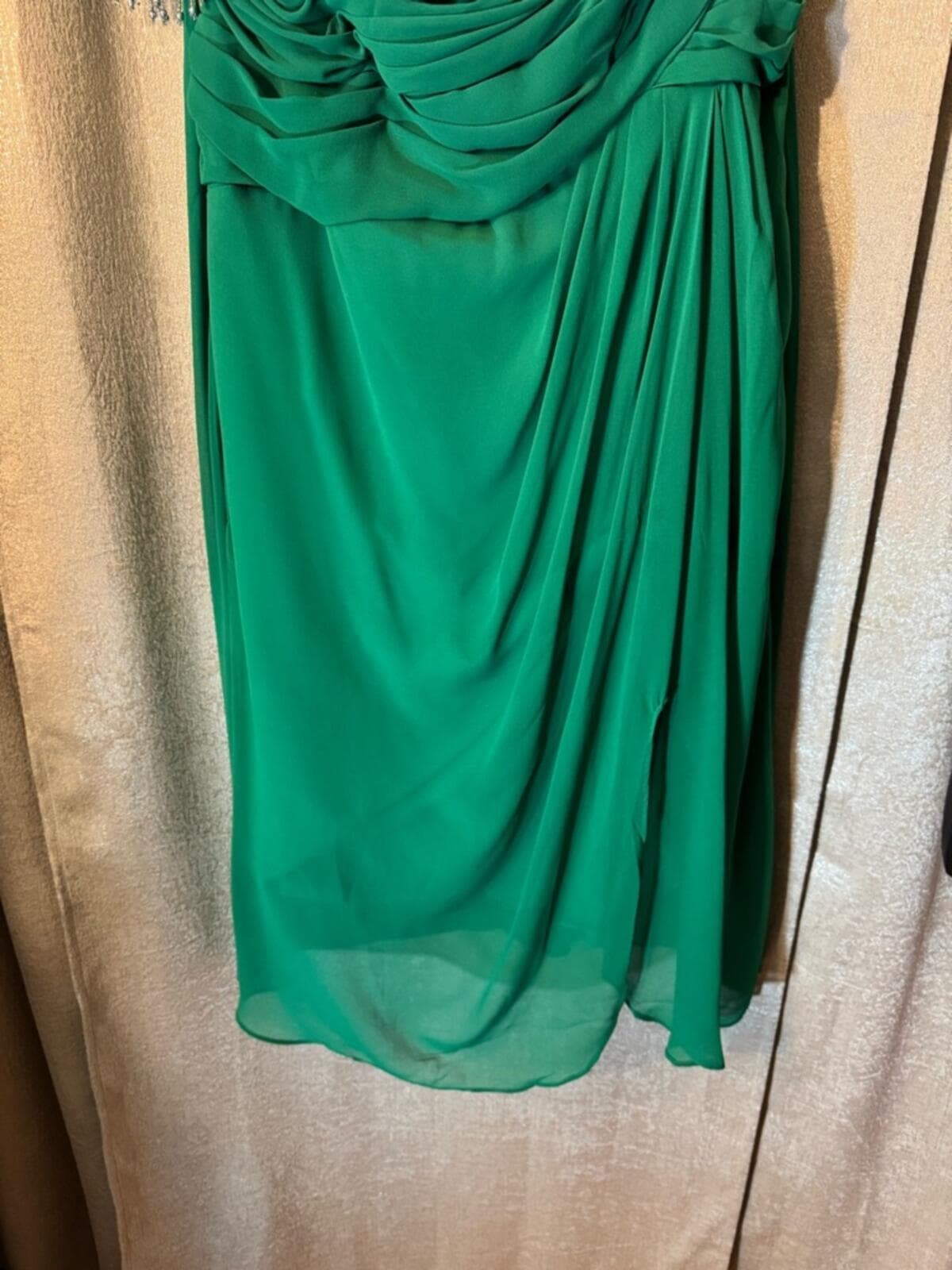Embellished Sleeve Ruched Midi Dress in Emerald Green - Thumbnail 10