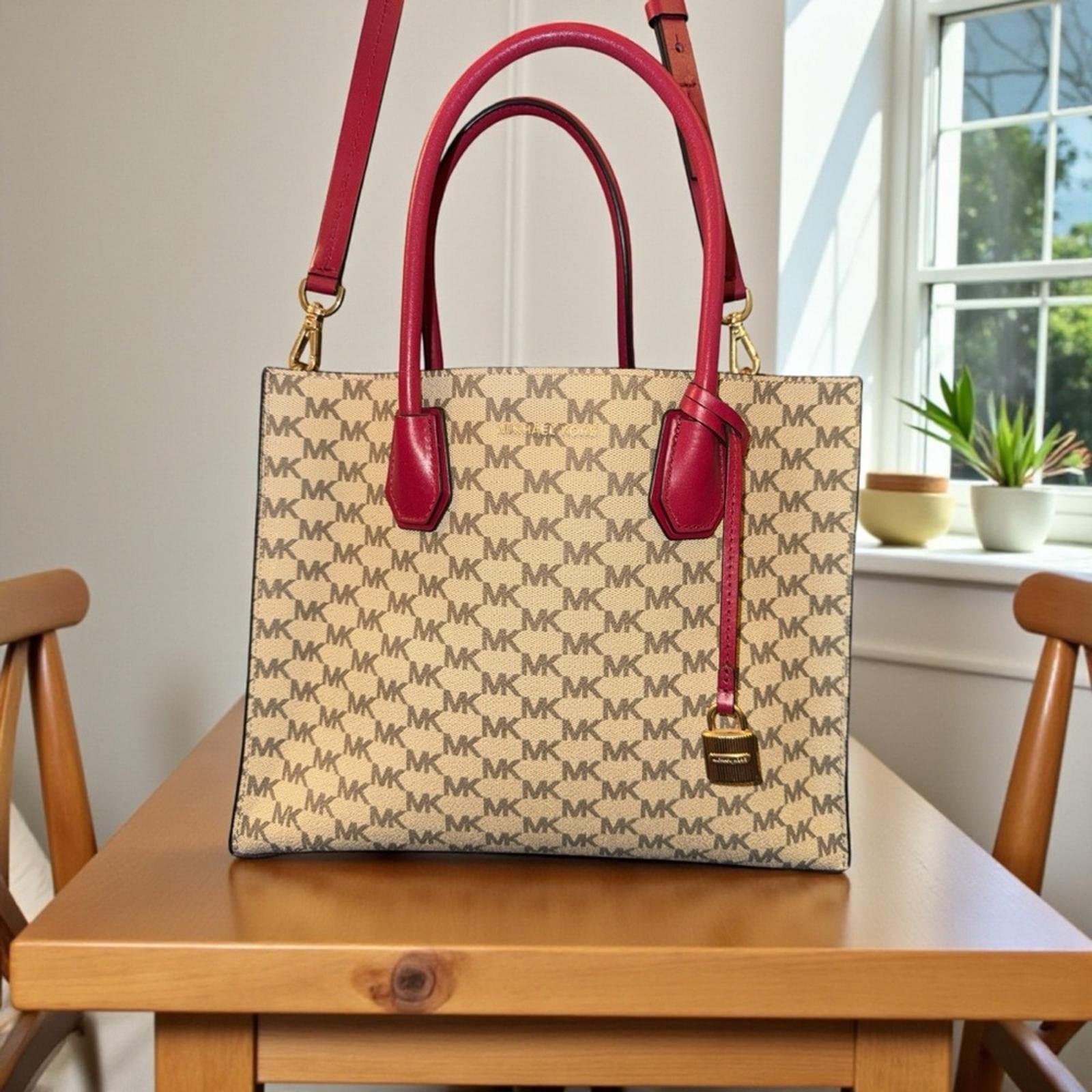 MICHAEL Michael Kors Studio Mercer Large Convertible Tote - Image 1