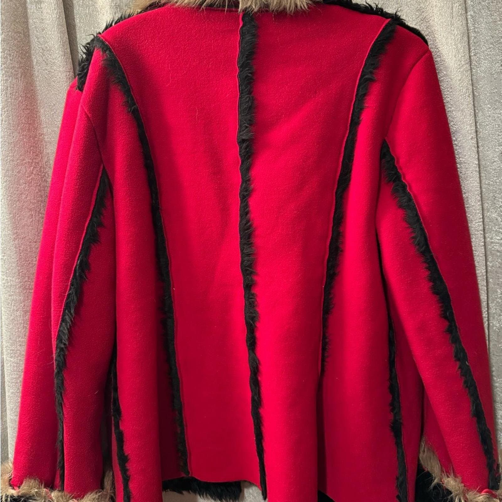 Red Faux-Fur Trim Pea Coat - Women's Stylish Outerwear - Thumbnail 6