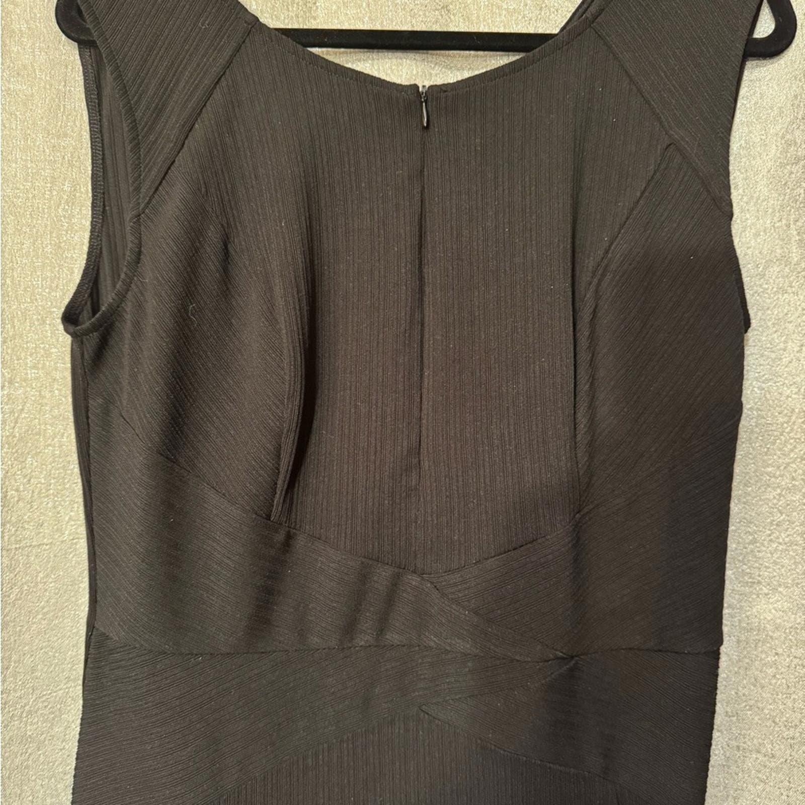 Chic Black Midi Dress - Thumbnail 4