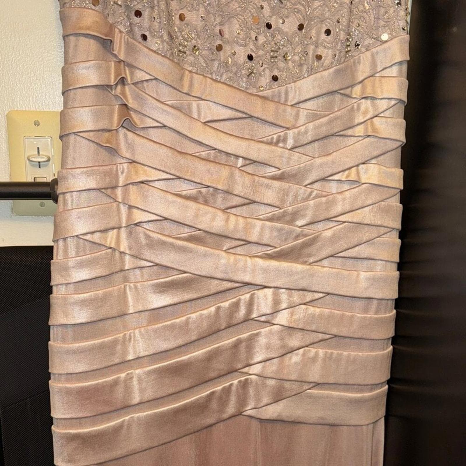 Elegant Sequin Bodice Maxi Dress - Thumbnail 6