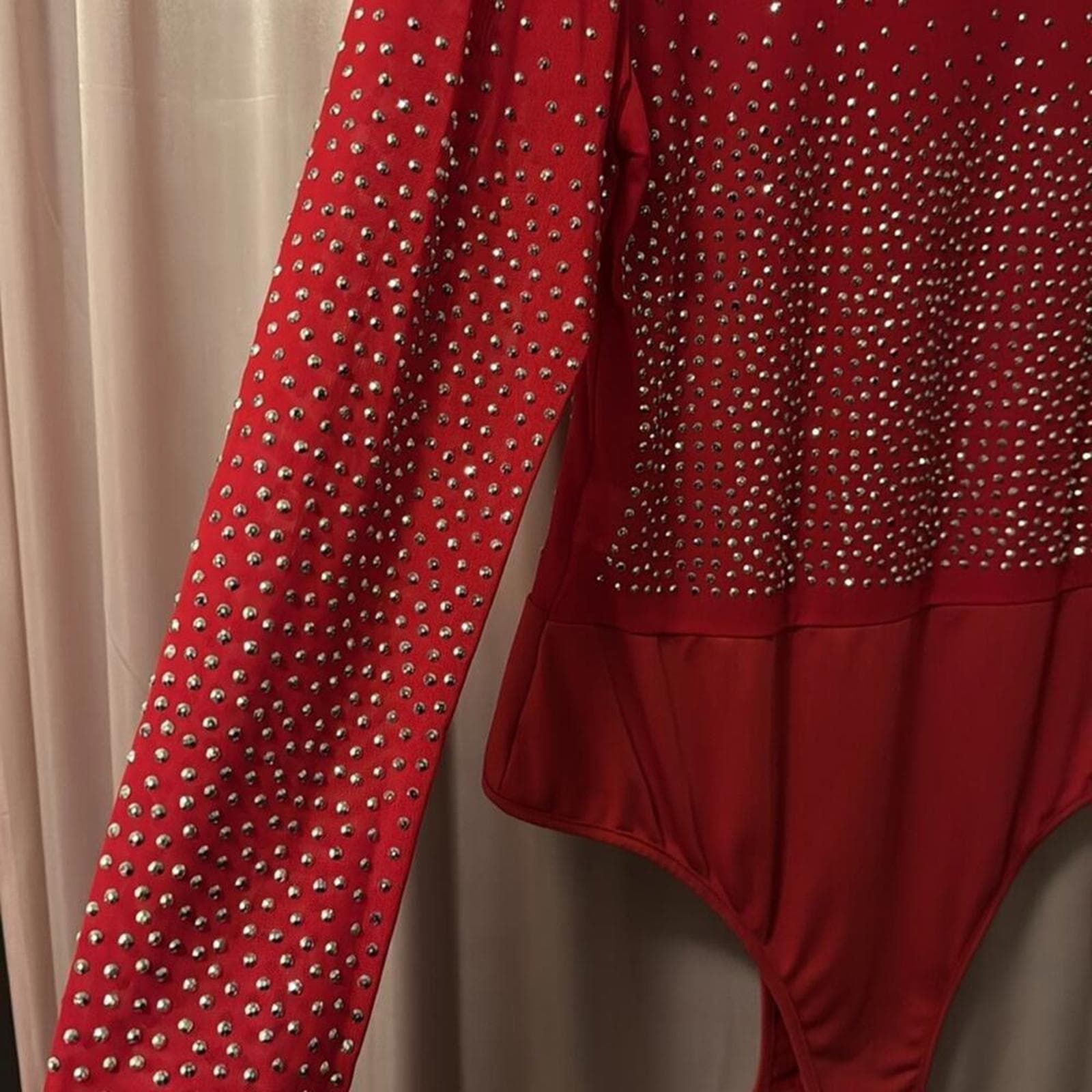 Plus size red sequined bodysuit - Thumbnail 6
