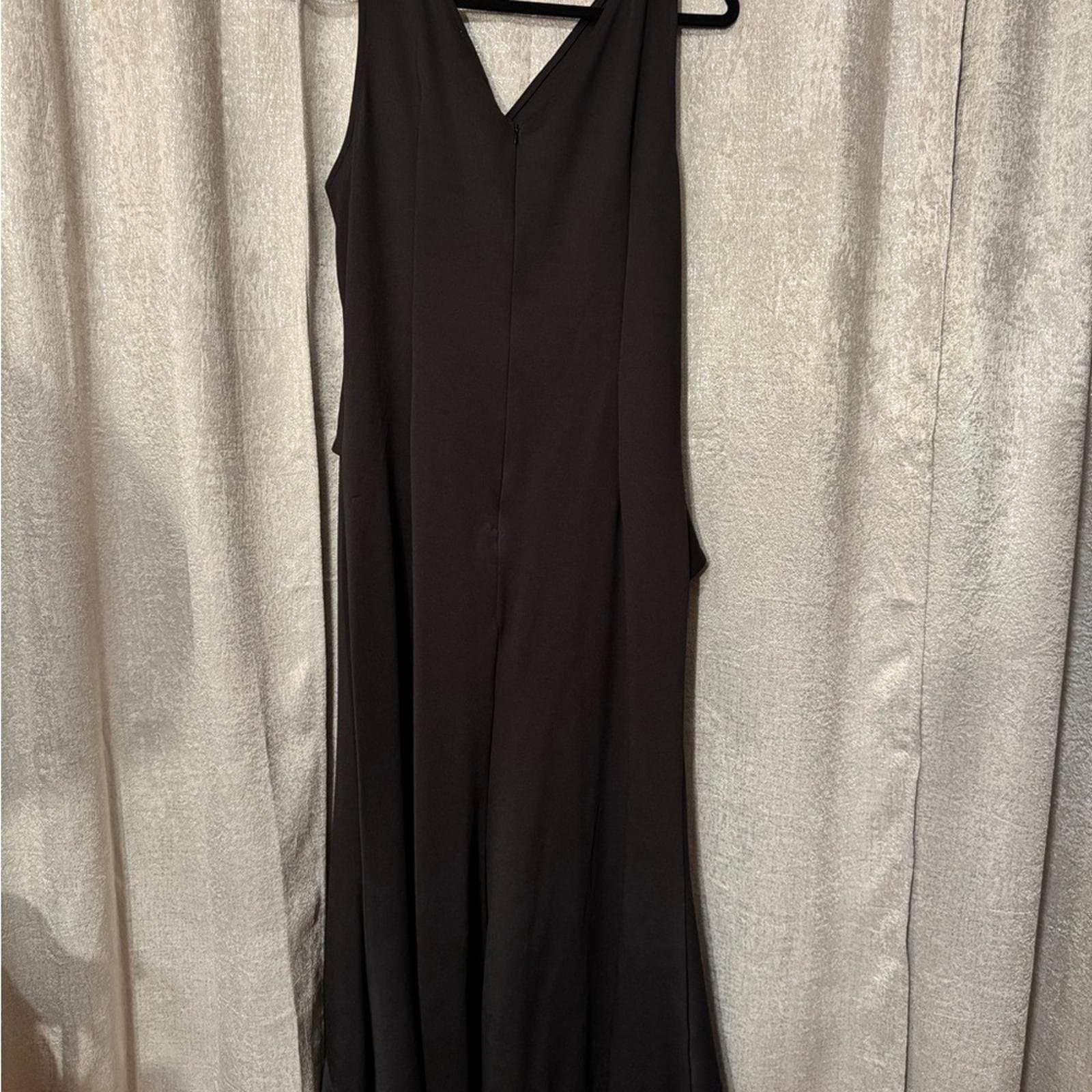 Elegant Black Wrap Midi Dress - Thumbnail 4