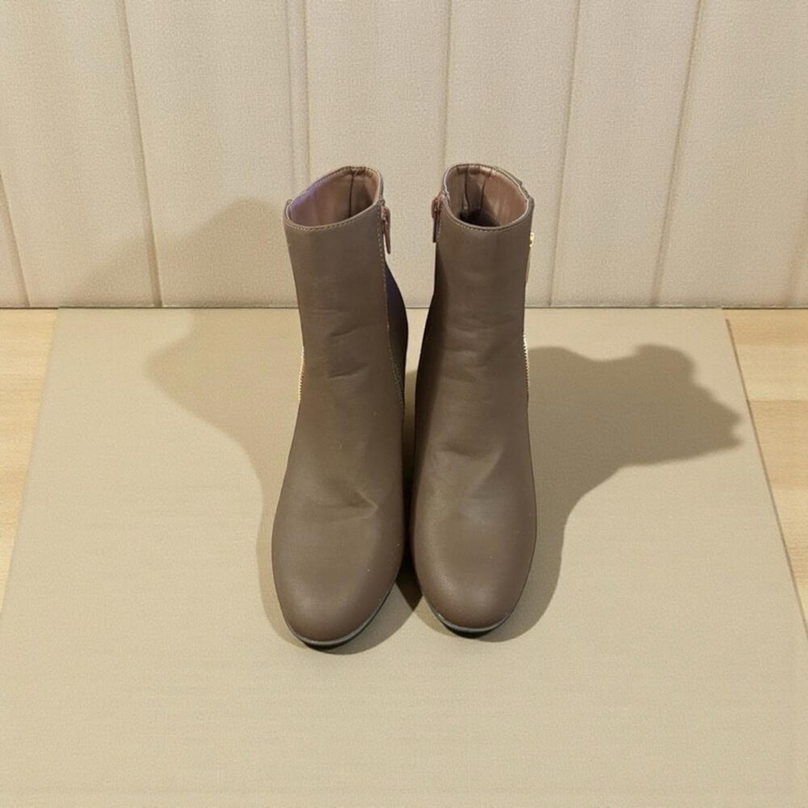 London Fog Brown Ankle Heeled Boots - Thumbnail 2