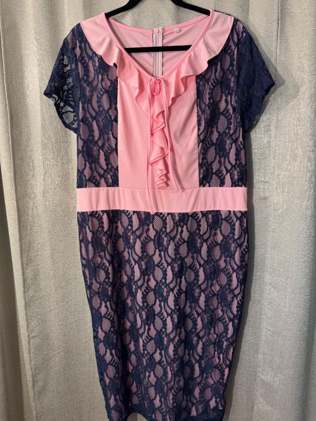 Plus-Size Navy Lace Midi Dress with Pink Accents - Thumbnail 2