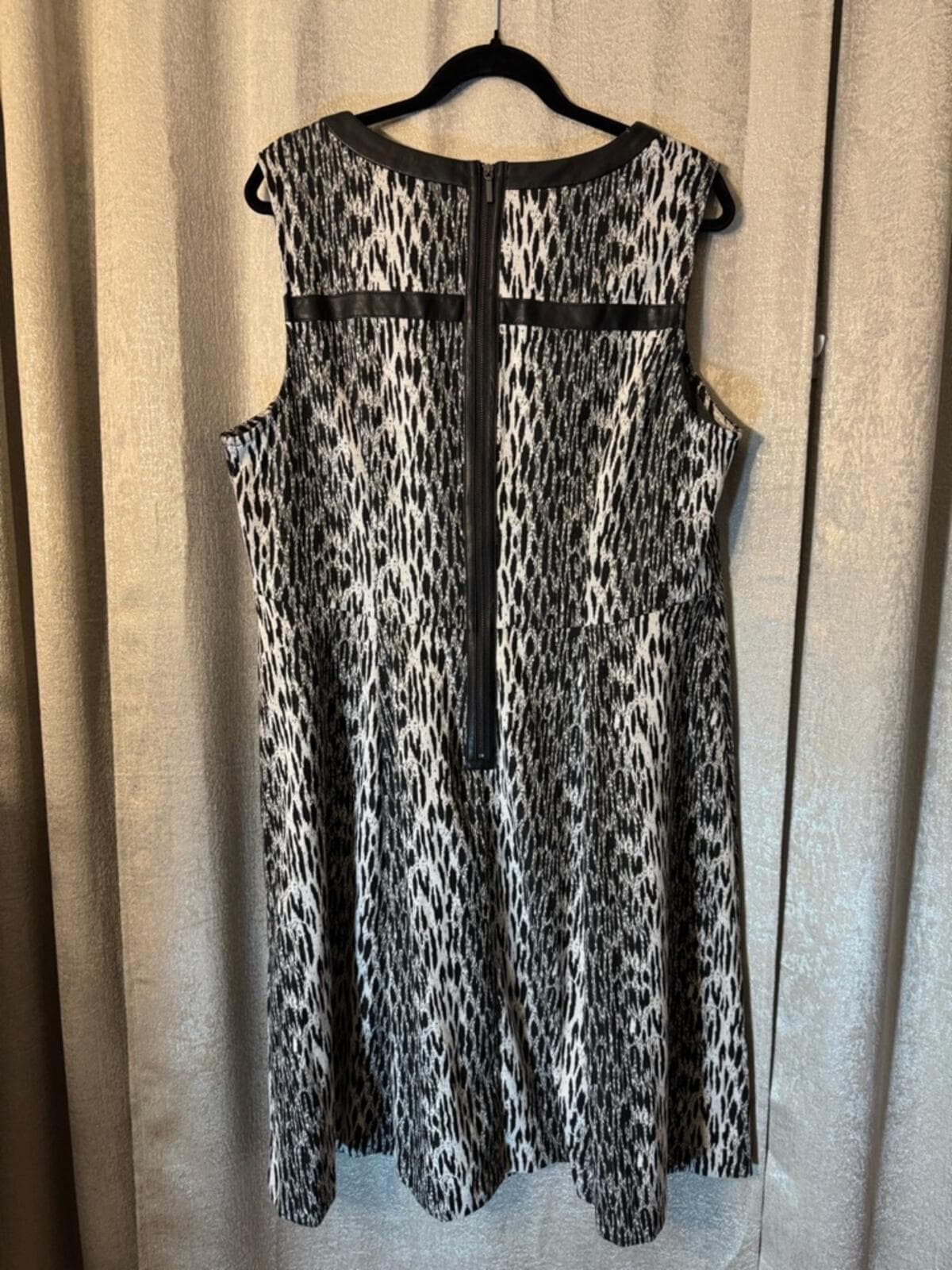 Lane Bryant Black and White Sleeveless Patterned Midi Dress - Thumbnail 6