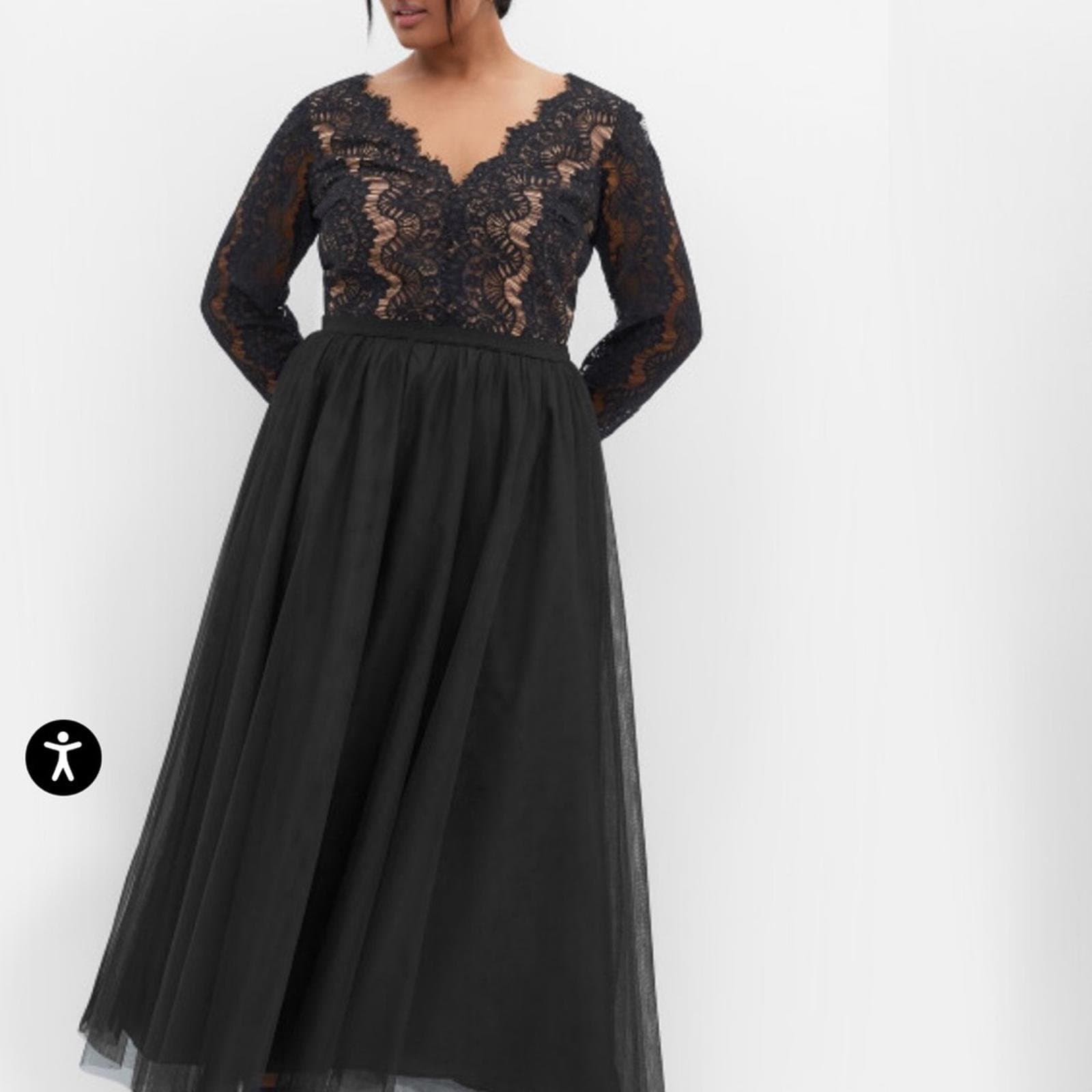 City Chic Black Lace Long Sleeve Dress - Image 1