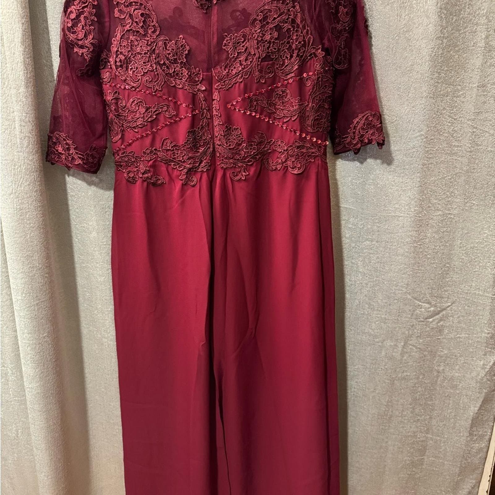 Embroidered Lace Bodice Wide-Leg Jumpsuit in Burgundy - Thumbnail 5