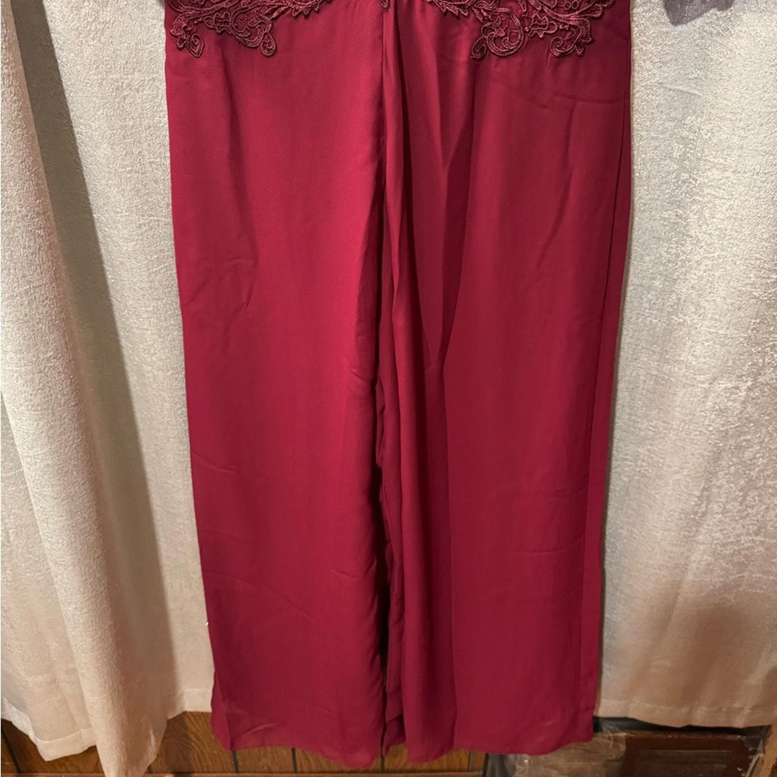 Embroidered Lace Bodice Wide-Leg Jumpsuit in Burgundy - Thumbnail 4