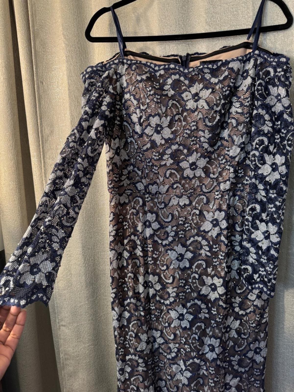 Xscape Navy and White Lace Off-Shoulder Long Sleeve Gown - Thumbnail 4