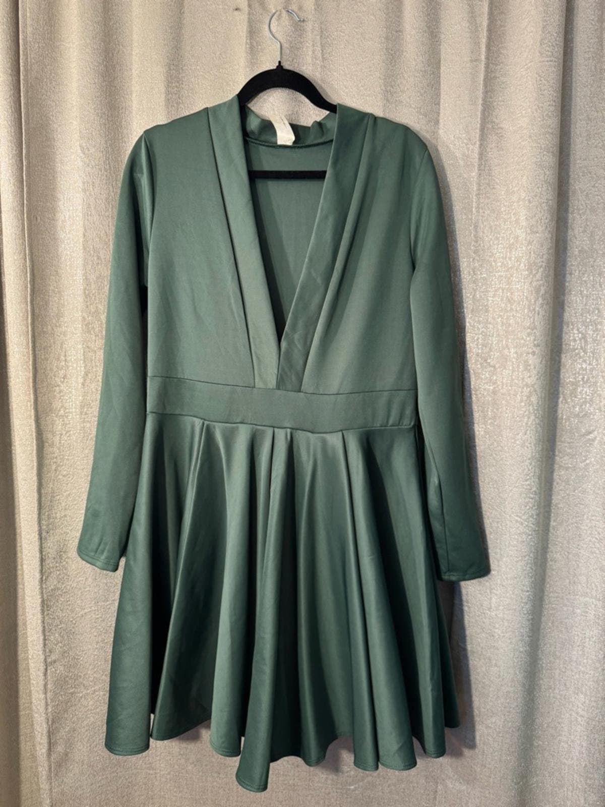 Elle Olive Green V-Neck Long Sleeve Dress - Thumbnail 2