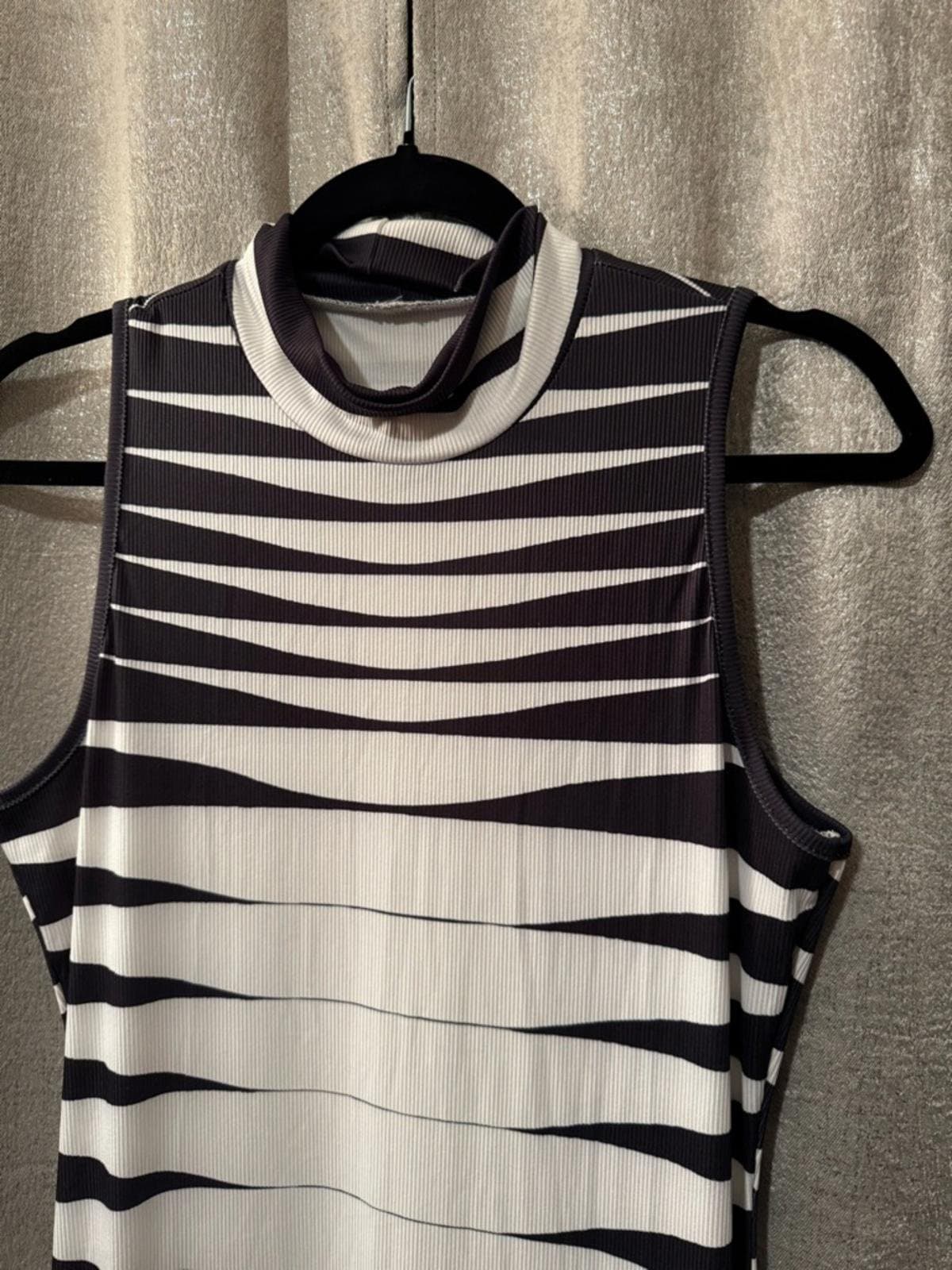 Sleeveless Black & White Striped Fringe Maxi Dress - Thumbnail 4