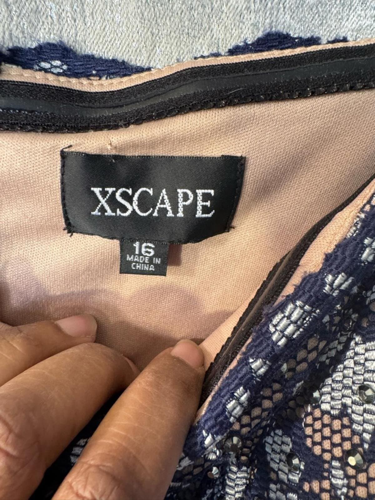 Xscape Navy and White Lace Off-Shoulder Long Sleeve Gown - Thumbnail 7