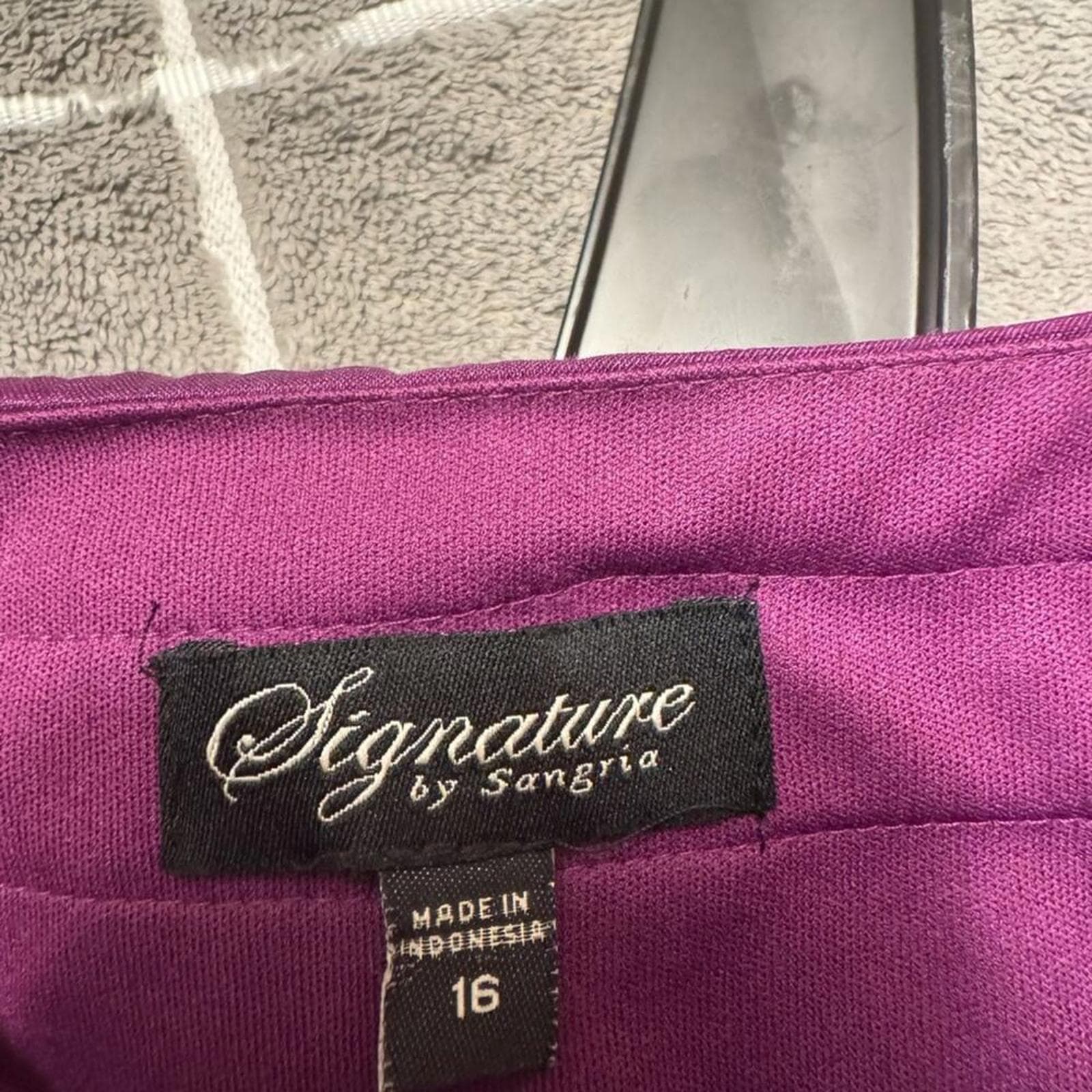 Signature by Sangria Deep Purple Attire - Thumbnail 4