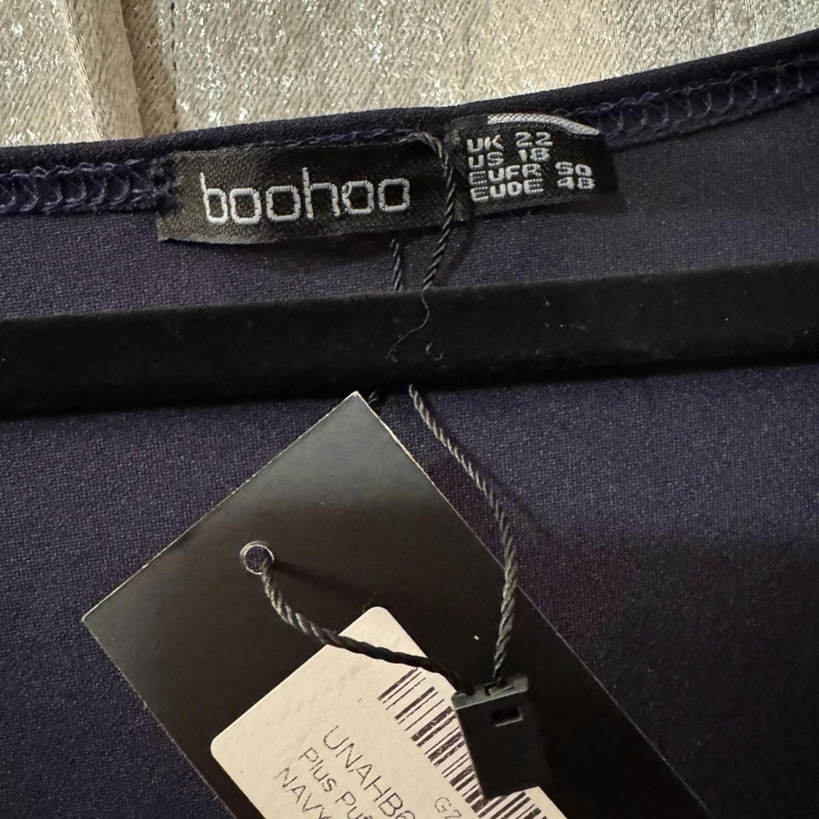 Boohoo Navy Twist-Front Long Sleeve Romper - Thumbnail 3