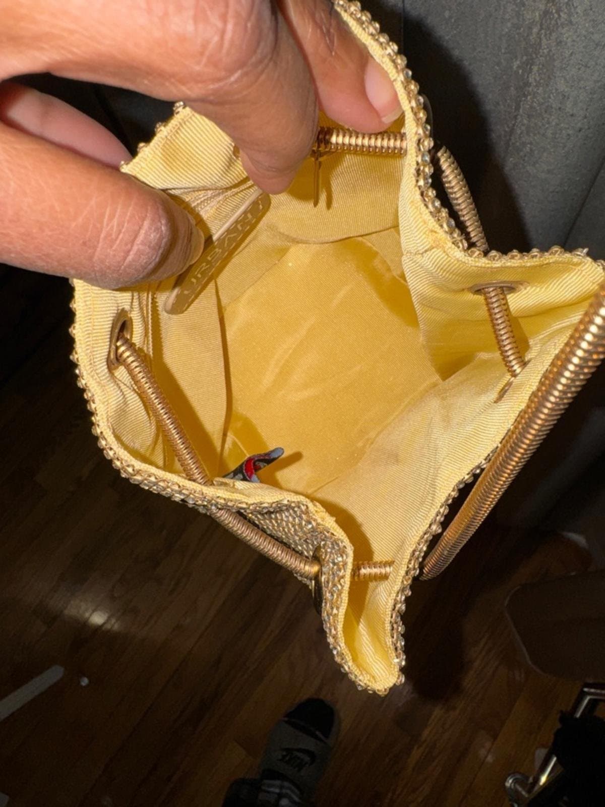 Urban Expressions Gold Beaded Drawstring Mini Bag - Thumbnail 3