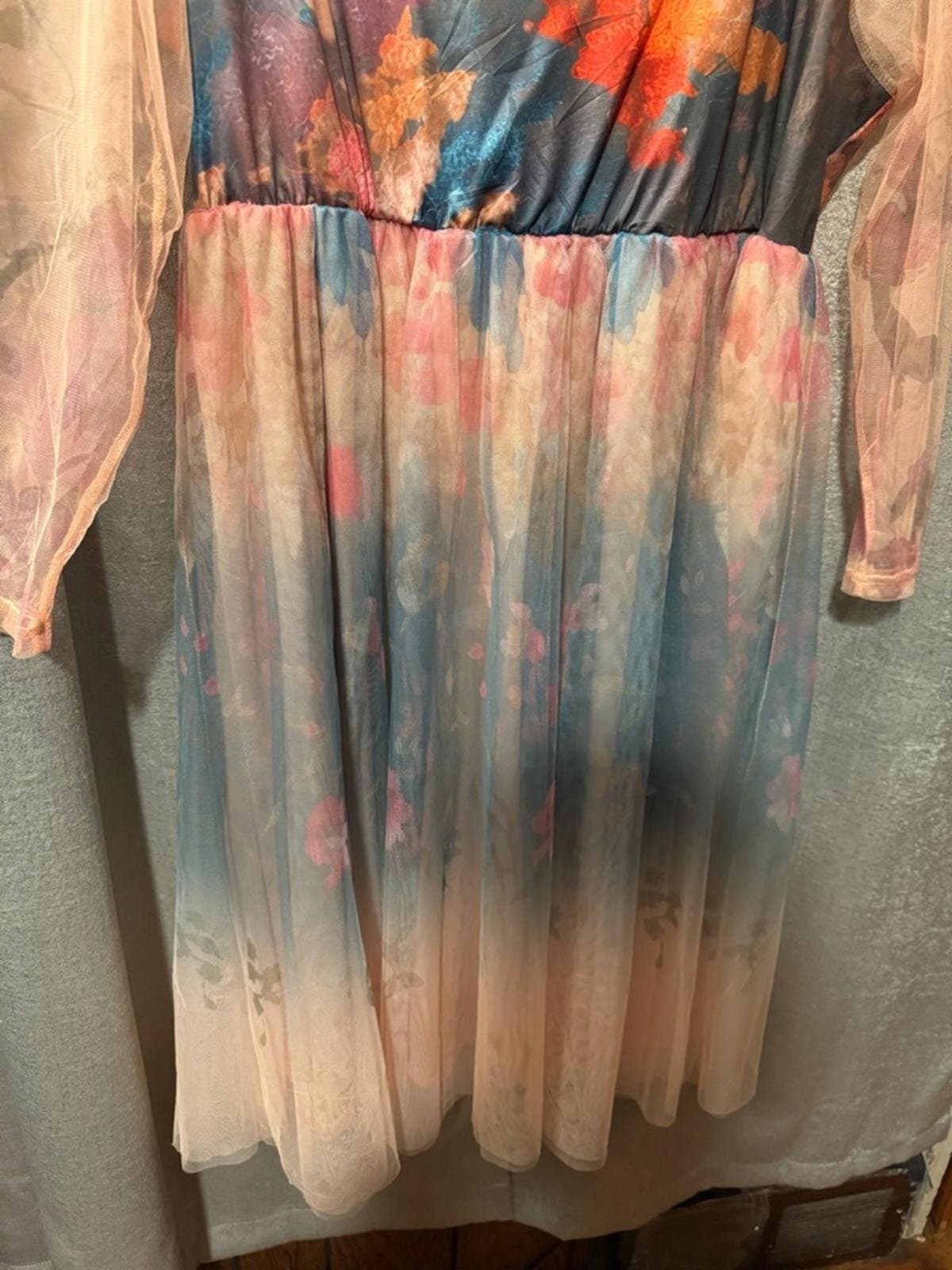 Sheer Overlay Dress in Blush Multi - Thumbnail 4