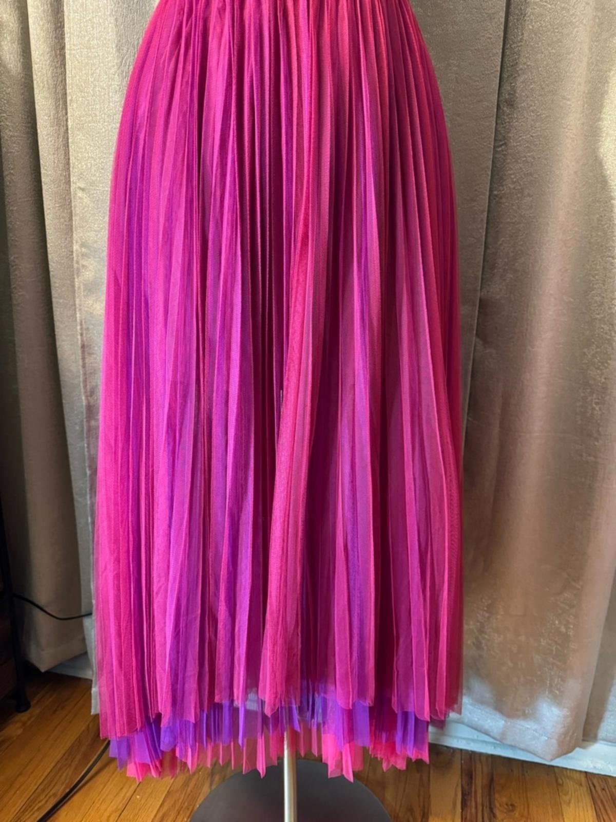 Chelsea28 Strapless Fuchsia-Purple Pleated Midi Dress - Thumbnail 4