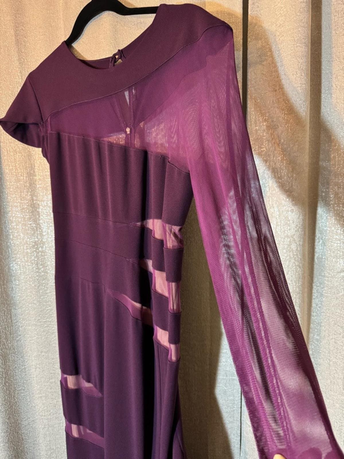 Elegant Plum Mesh-Panel Maxi Dress - Thumbnail 5